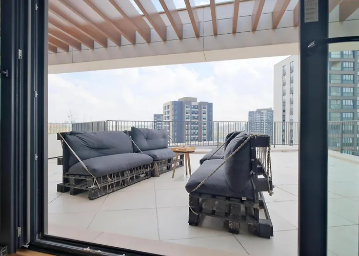 Grand By Newinn Apartment