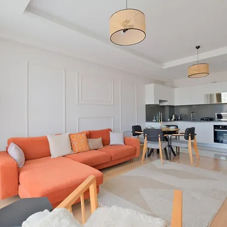 Grand By Newinn Daire