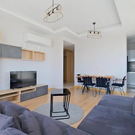 Grand By Newinn Apartment