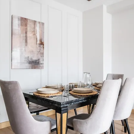 Apartmán Grand By Newinn