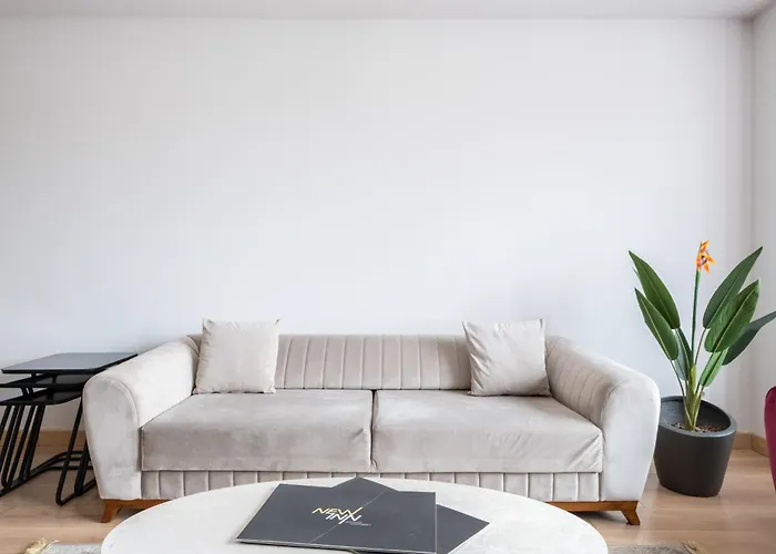 Grand By Newinn Διαμέρισμα