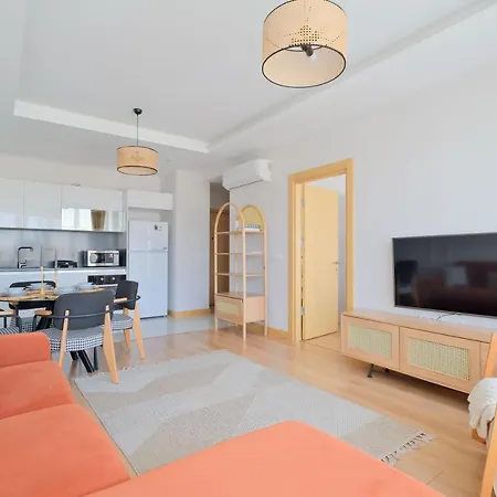 Grand By Newinn * Istanboel